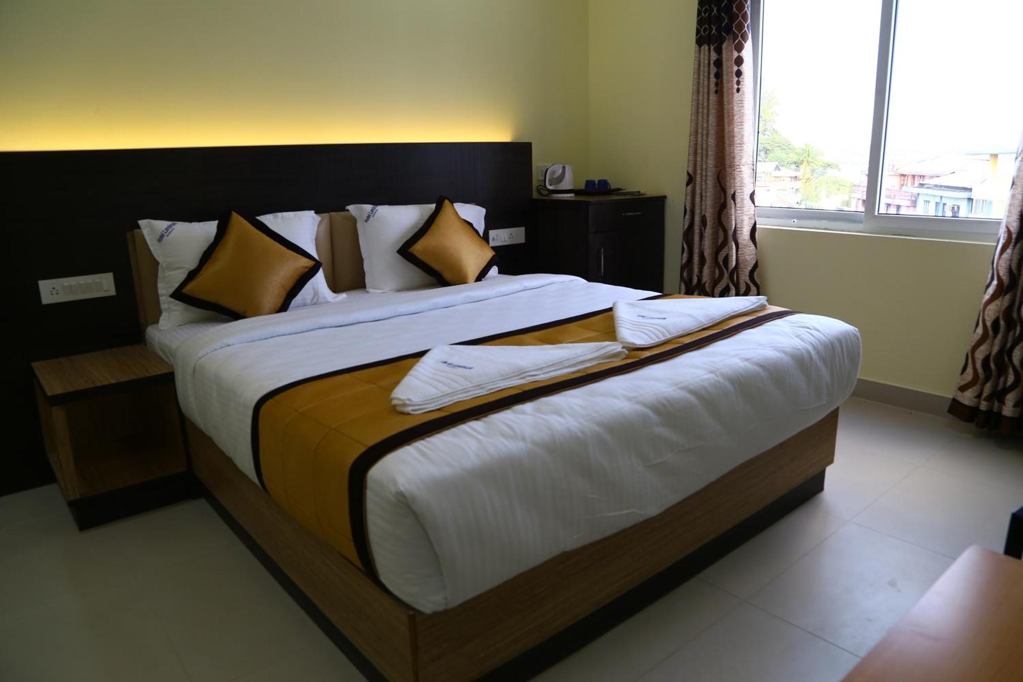 Hotel Landmark Port Blair Exteriér fotografie